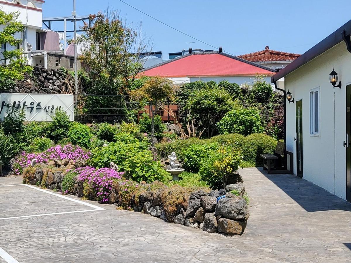 Hanihaus Sinchon-Ri 済州市 エクステリア 写真